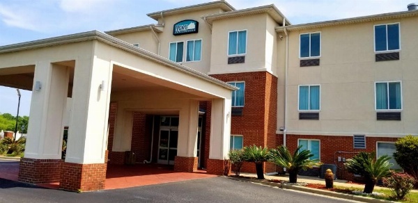 Home Inn & Suites image 27