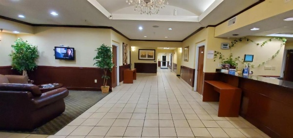 Home Inn & Suites image 33